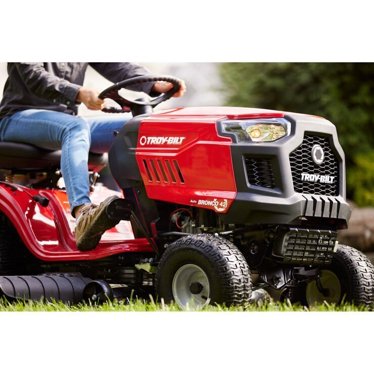 Troy-Bilt Bronco 46″ Gas Riding Lawn Mower with 547cc Engine and AutoDrive Transmission 4.1 stars out of 151 reviews (4.1) |