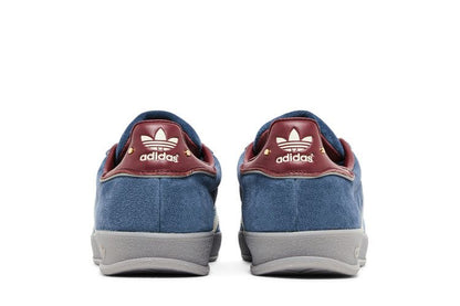 Navy Gazelle Indoor Crew Burgundy