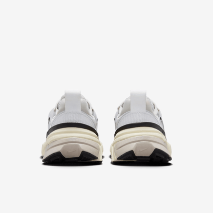 Summit White V2K Run Summit White Metallic Silver
