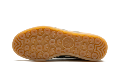 Cream White Gazelle Indoor Cream White Green Gum