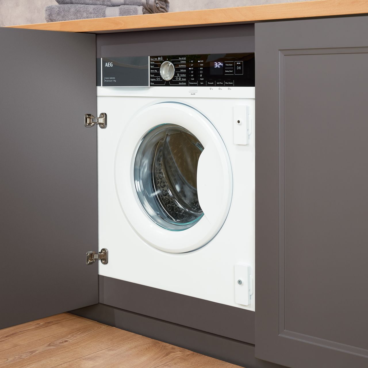 AEG ProSteam® Technology LF7E7431BI Integrated 7kg Washing Machine with 1400 rpm - White - B Rated