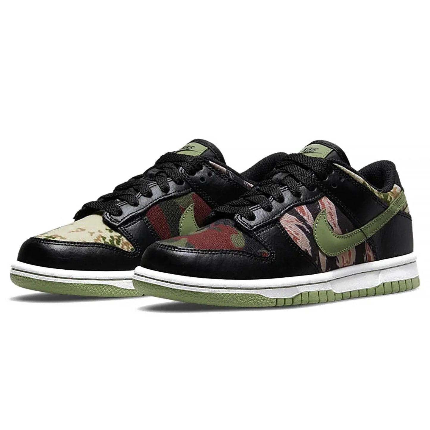 Dunk Low SE Sail Crazy-Camo (Left UK 7.5, Right UK 6.5)