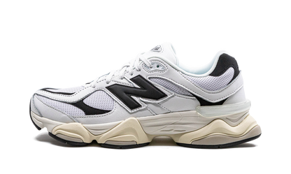 9060 White Black