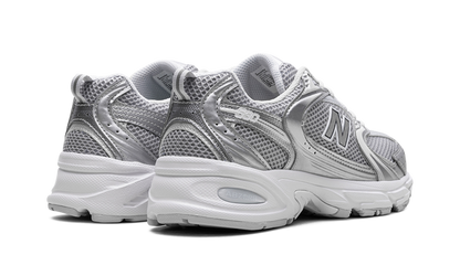 530 Silver Moonbeam Metallic
