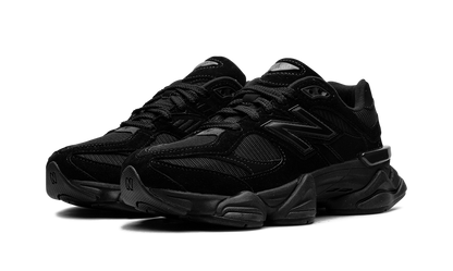 9060 Black Triple