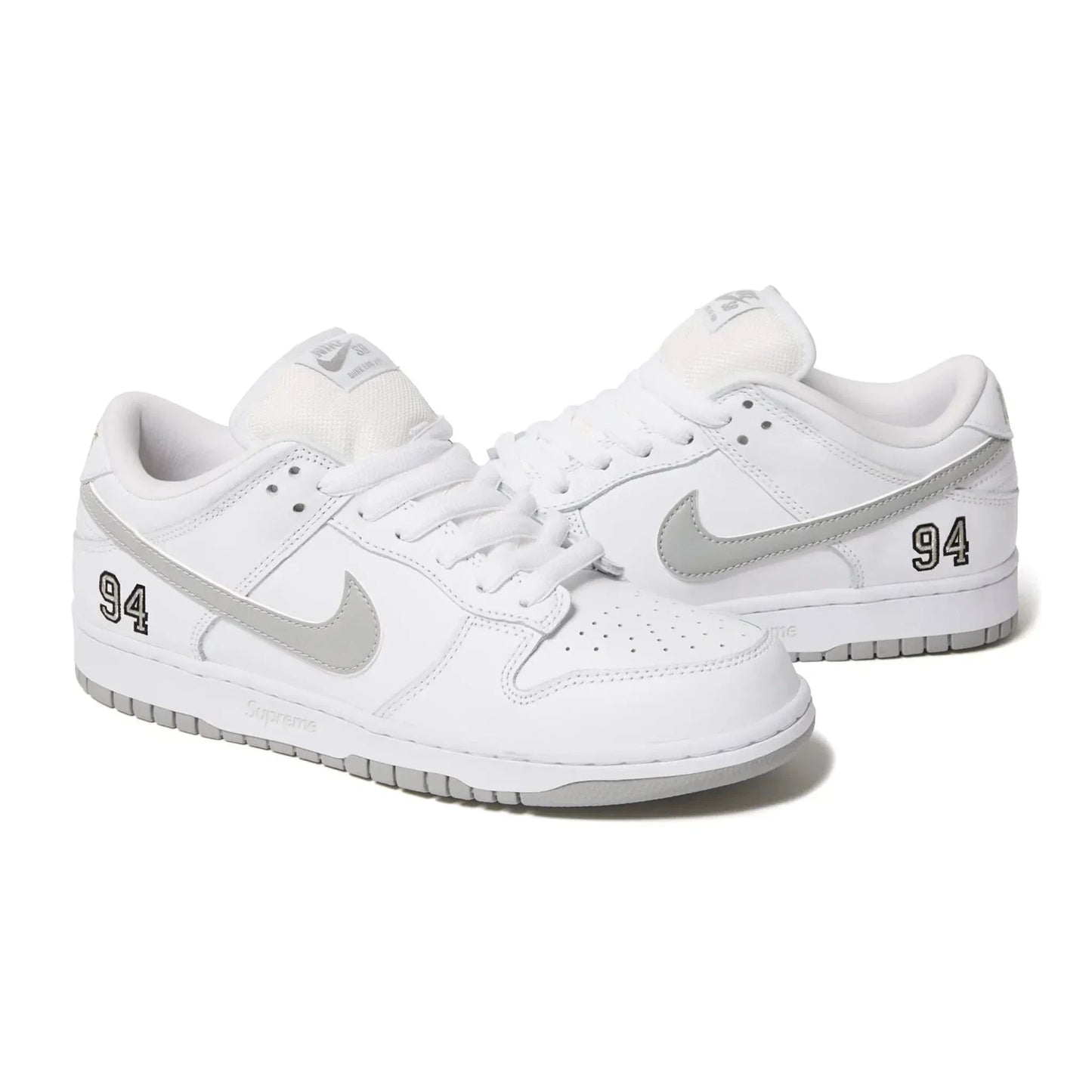 Dunk Low White Supreme x SB
