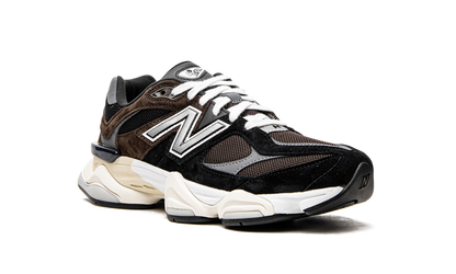 9060 Brown